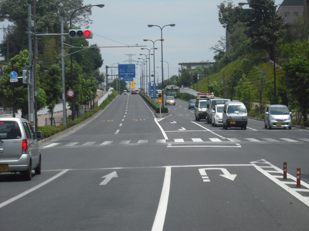 府中３・３・８号